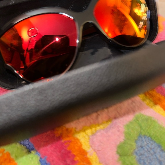 Balenciaga Unlimited Round Sunglasses - Picture 13 of 16